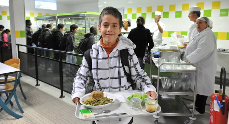 Plus de menus végétariens dans les collèges de Seine-Saint-Denis