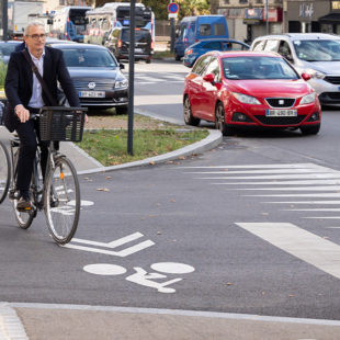 Pistes cyclables : la Seine-Saint-Denis maillot jaune