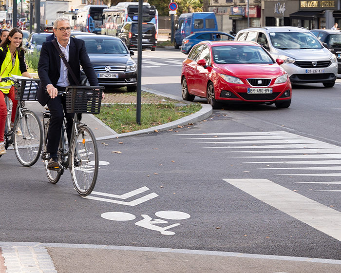 Pistes cyclables : la Seine-Saint-Denis maillot jaune