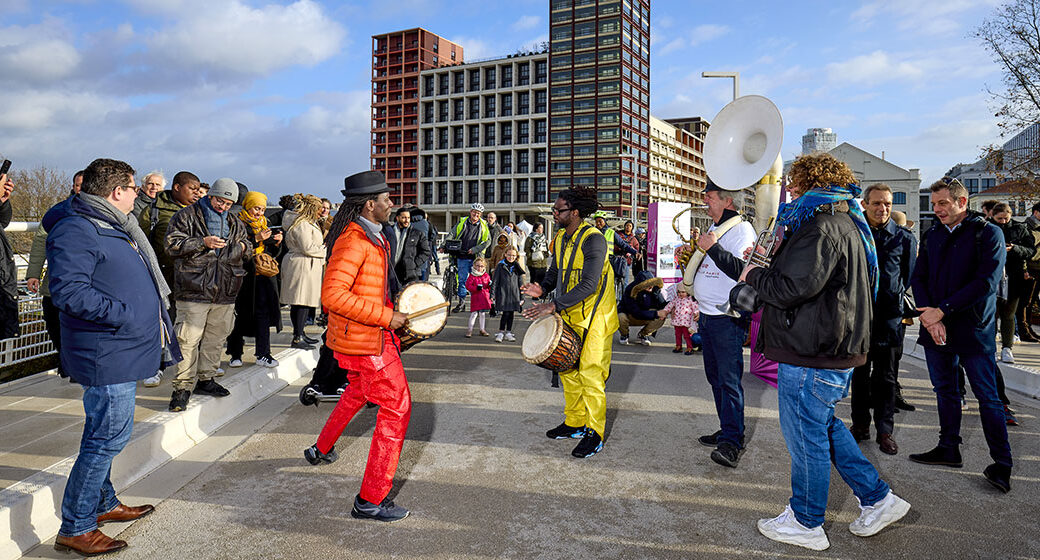 Grande fête populaire lors de l’ouverture du pont Louafi Bouguera 