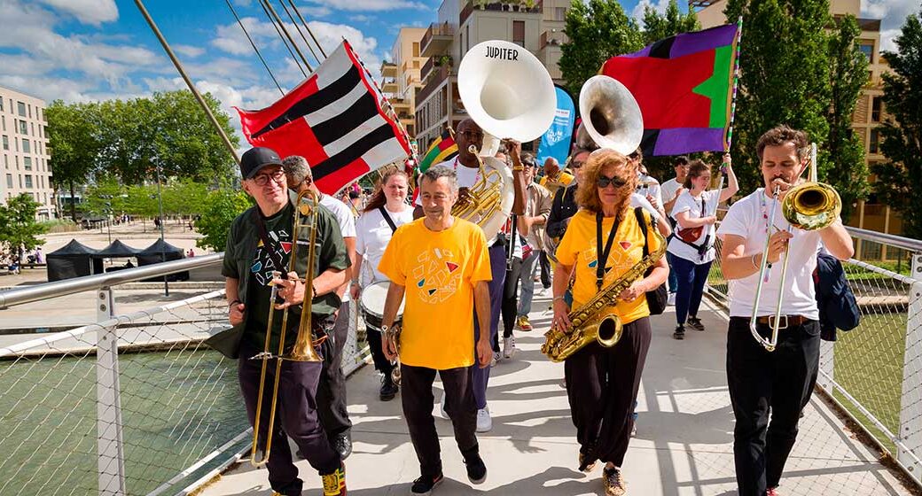 Biennale Multitude : Une parade participative et festive !  (4/4)