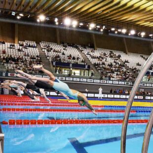 Au Centre Aquatique Olympique de Saint-Denis, le Giant Open fait revivre l’esprit des Jeux