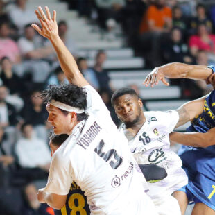 Le hand grand format à Tremblay !