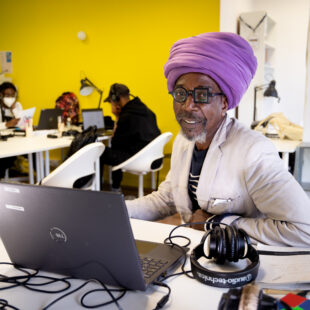 Making Waves, la radio comme outil d'insertion
