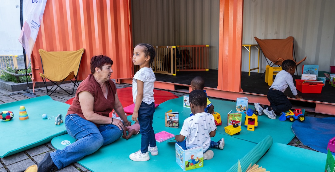 Une « cabane » accueille les jeunes enfants