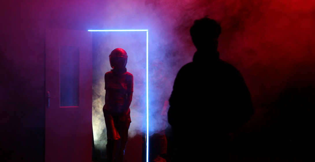 Quand le théâtre ouvre des univers parallèles