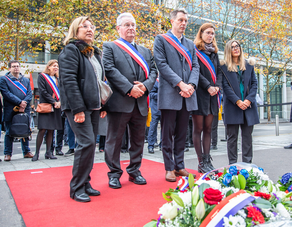 CÉRÉMONIE-D'HOMMAGE-AUX-VICTIMES-DU-13-NOVEMBRE-2015---STADE-DE-FRANCE_1
