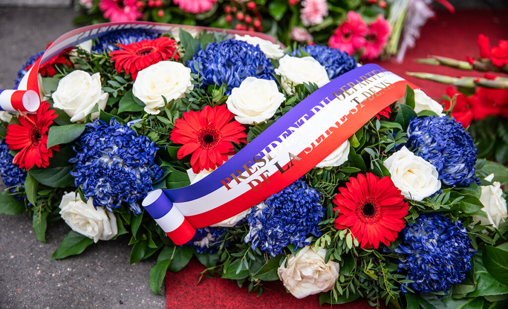 CÉRÉMONIE-D'HOMMAGE-AUX-VICTIMES-DU-13-NOVEMBRE-2015---STADE-DE-FRANCE_1