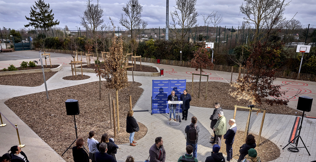 Une 32e Cour Oasis à Stains