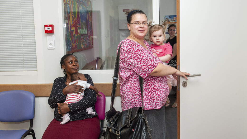 Les PMI de Seine-Saint-Denis aux côtés des femmes, 1/4
