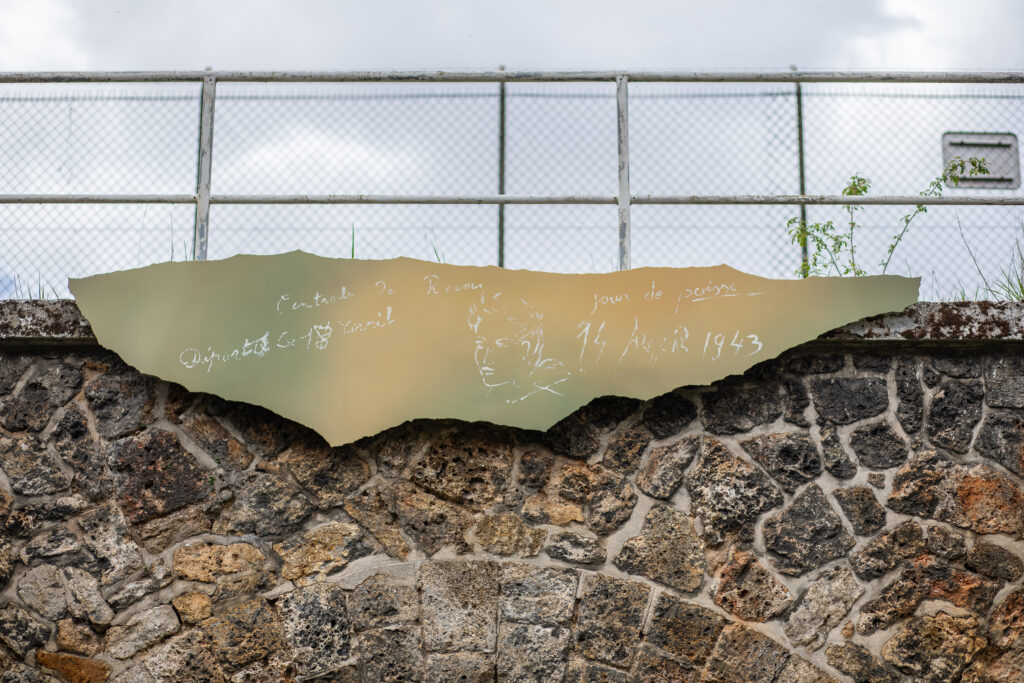 OEUVRES PARCOURS ARTISTIQUE MÉMORIEL PAR L'ARTISTE CHEMSEDINE AU FORT DE ROMAINVILLE ET À LA CITÉ FERTILE
