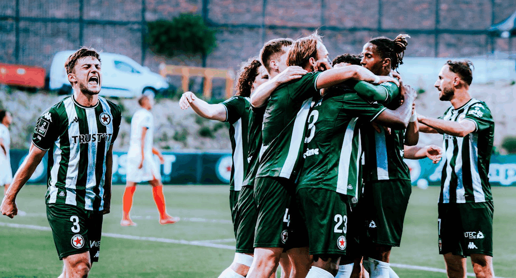 Le Département à fond derrière le Red Star!