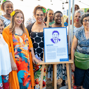 Une crèche renommée bell hooks !