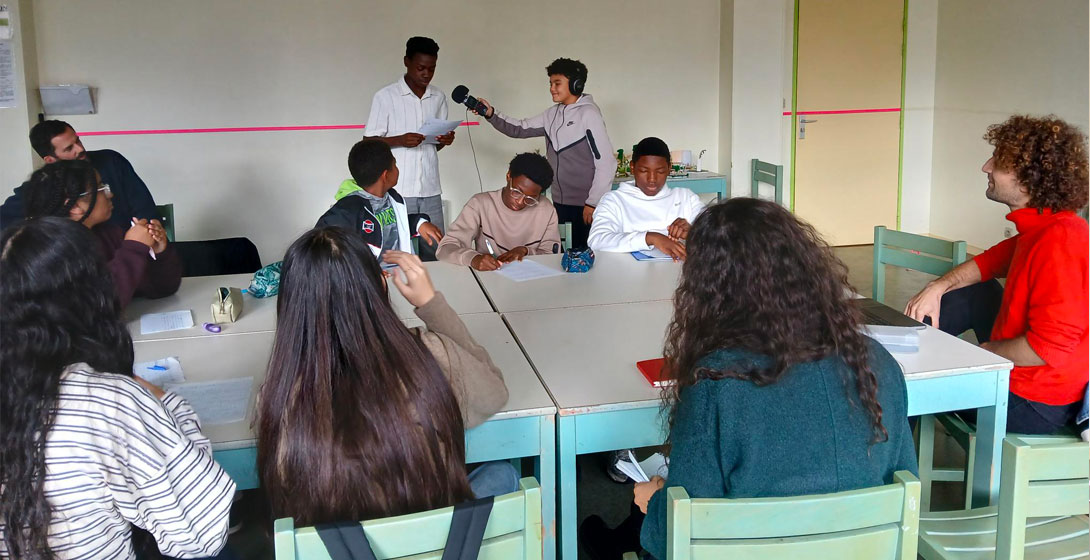 En atelier d’écriture avec le duo Terrenoire et leurs jeunes protégés de Pantin